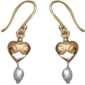 The V Collection CDE-942 Yellow Gold Pearl Silver Dangle Earring